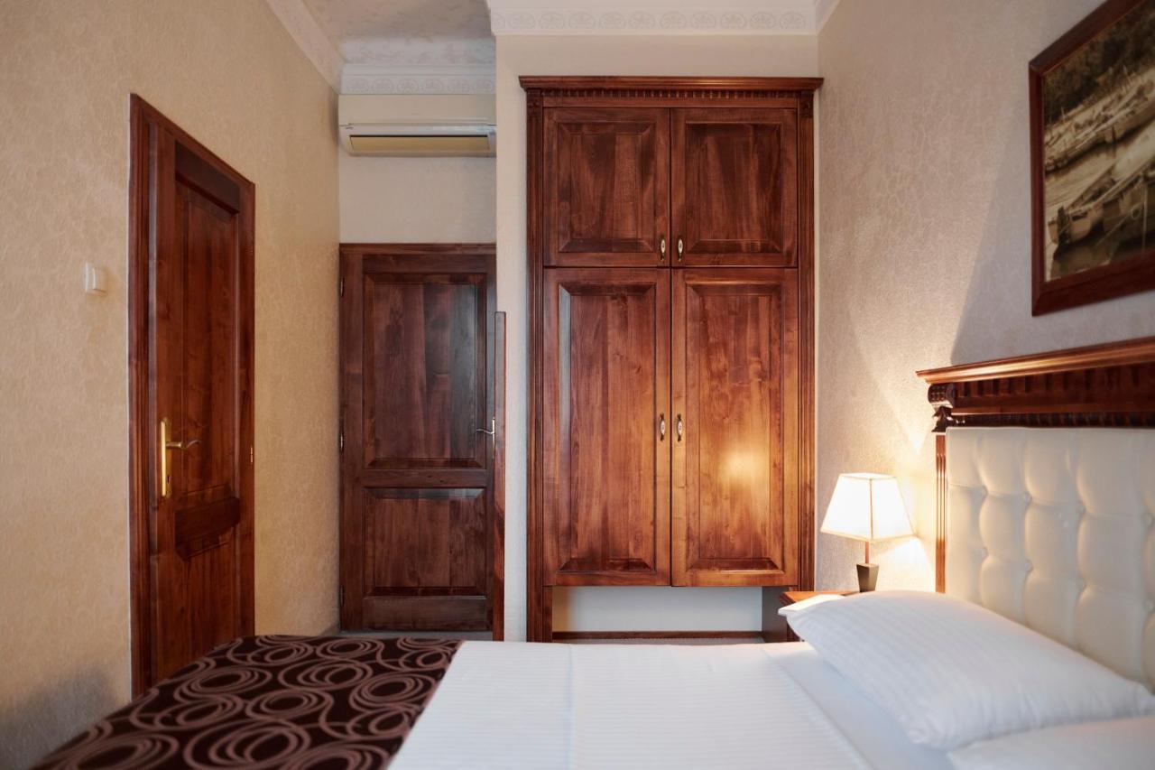 Hotel Villa Schubert โอปาติยา ภายนอก รูปภาพ