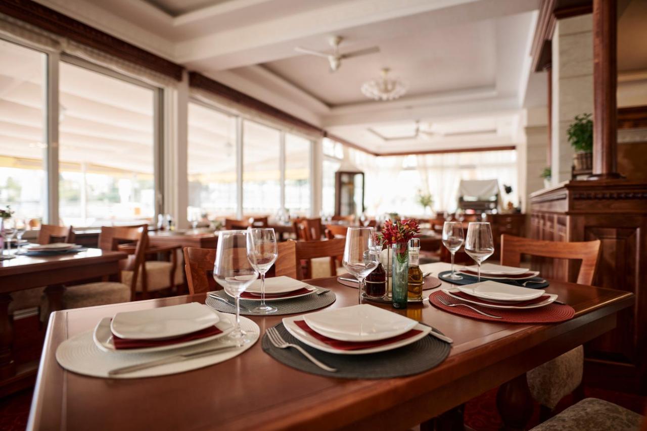 Hotel Villa Schubert โอปาติยา ภายนอก รูปภาพ